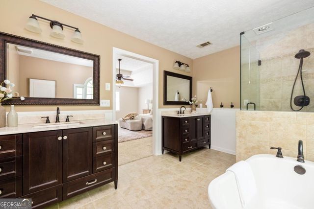 3065 Oak Meadow Drive, Snellville, GA 30078