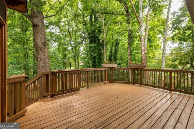 3065 Oak Meadow Drive, Snellville, GA 30078
