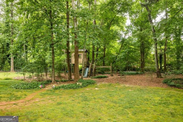 3065 Oak Meadow Drive, Snellville, GA 30078
