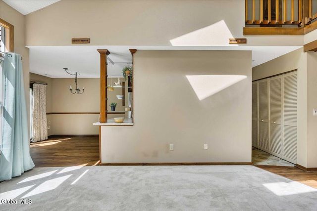 3 Generals Way Way, Halfmoon, NY 12065