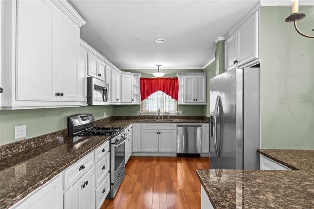 4 Smith Street, St. Albans City, VT 05478