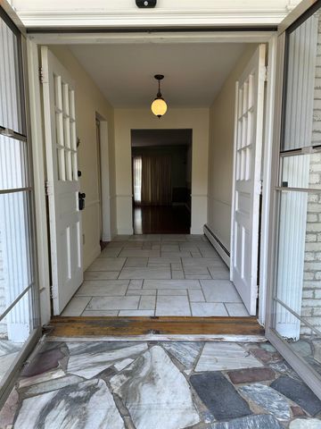 4 Smith Street, St. Albans City, VT 05478