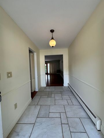 4 Smith Street, St. Albans City, VT 05478