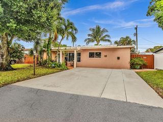 3201 NE 14th Ave, Pompano Beach, FL 33064