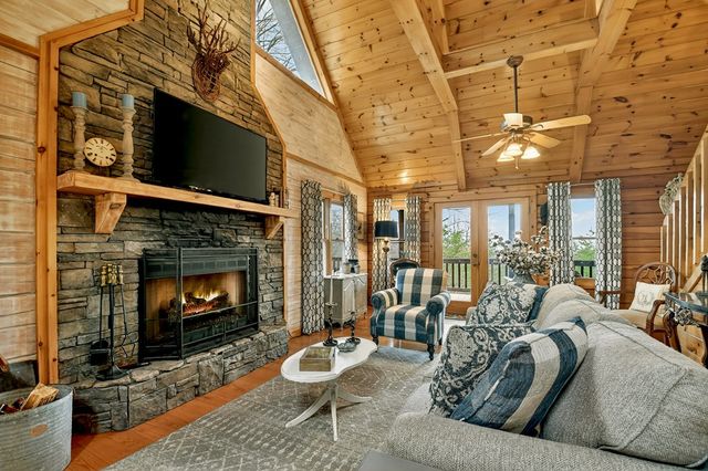 54 Channing Hollow, Morganton, GA 30560