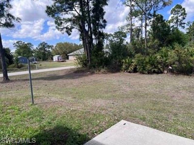 1107 Enrique ST E, Lehigh Acres, FL 33974