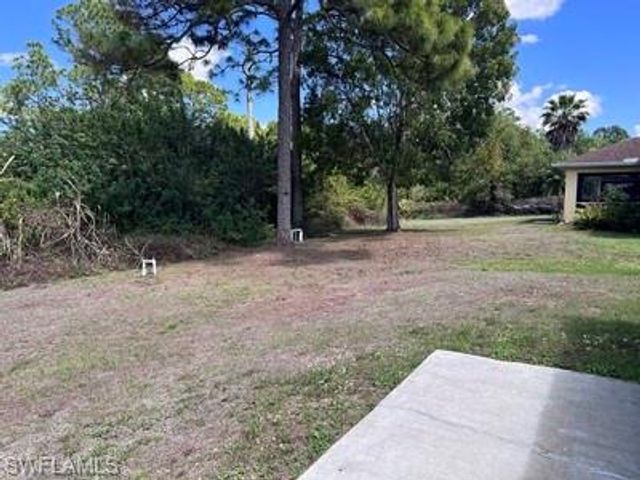 1107 Enrique ST E, Lehigh Acres, FL 33974