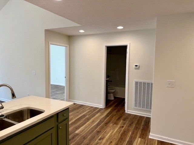 22 Ghea Rd, Normandy, TN 37360