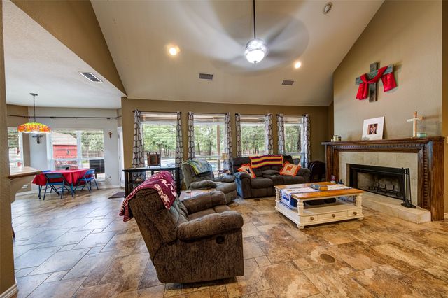 15 Shady Creek Lane, Bridgeport, TX 76426
