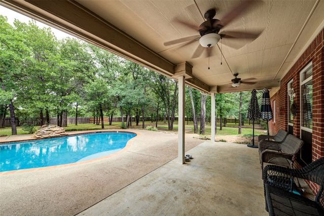 15 Shady Creek Lane, Bridgeport, TX 76426