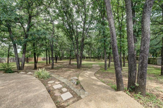 15 Shady Creek Lane, Bridgeport, TX 76426