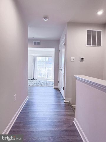 10505 NEIL ARMSTRONG WAY, Lanham, MD 20706