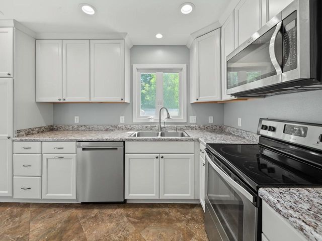 311 Maple Drive, Mount Horeb, WI 53572
