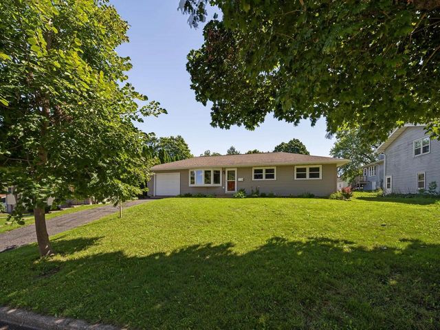 311 Maple Drive, Mount Horeb, WI 53572