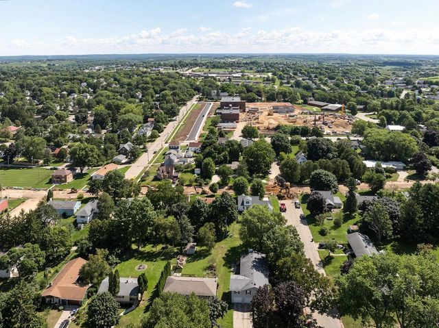 311 Maple Drive, Mount Horeb, WI 53572