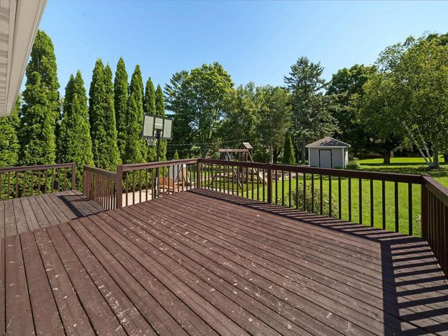 311 Maple Drive, Mount Horeb, WI 53572