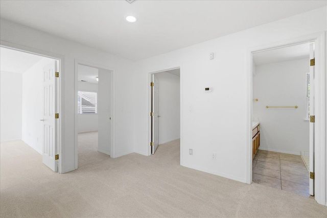 1102 Creek Ridge Ct, Roseville, CA 95747