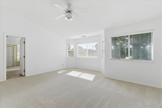 1102 Creek Ridge Ct, Roseville, CA 95747