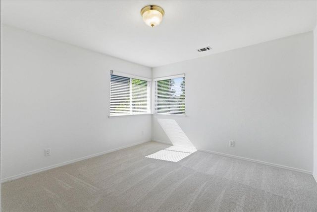 1102 Creek Ridge Ct, Roseville, CA 95747