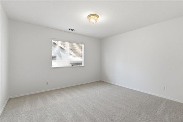 1102 Creek Ridge Ct, Roseville, CA 95747