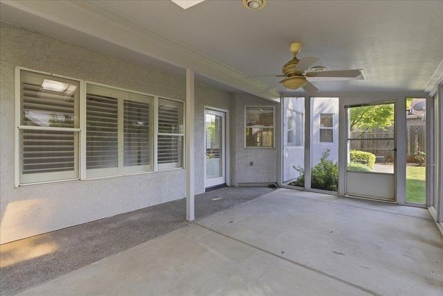 1102 Creek Ridge Ct, Roseville, CA 95747