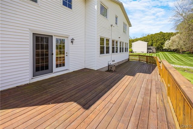 7626 Sandy Lane, Clay, NY 13212