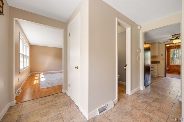 7626 Sandy Lane, Clay, NY 13212