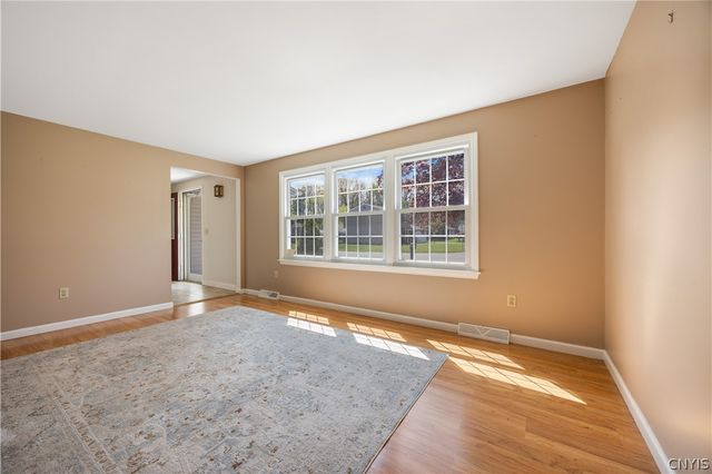 7626 Sandy Lane, Clay, NY 13212