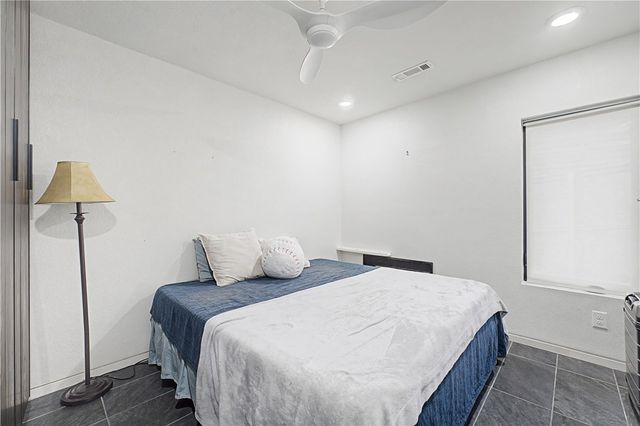 560 N Fallin Avenue, Fayetteville, AR 72701