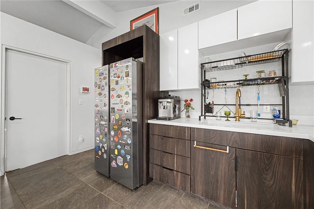 560 N Fallin Avenue, Fayetteville, AR 72701