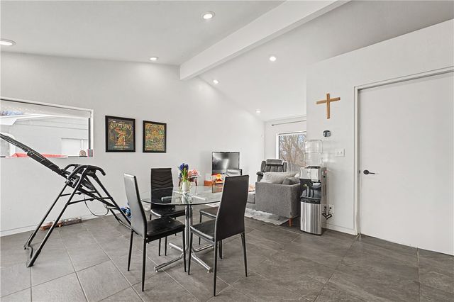 560 N Fallin Avenue, Fayetteville, AR 72701