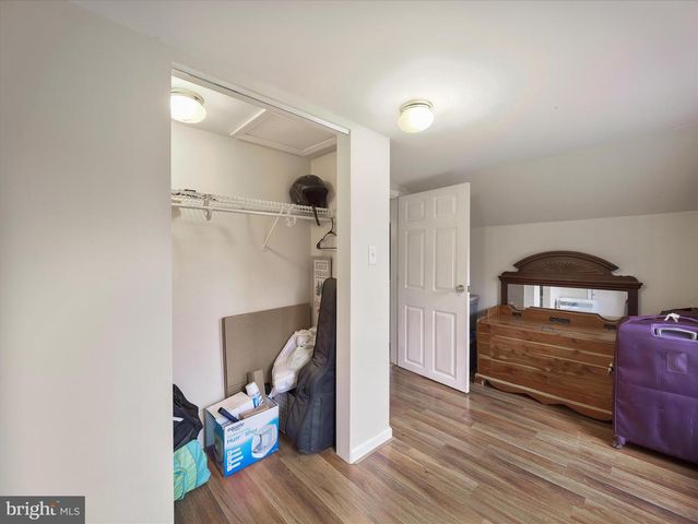 14628 HOLLOW RD, Hancock, MD 21750