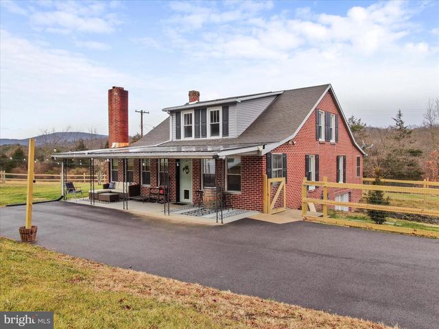 14628 HOLLOW RD, Hancock, MD 21750