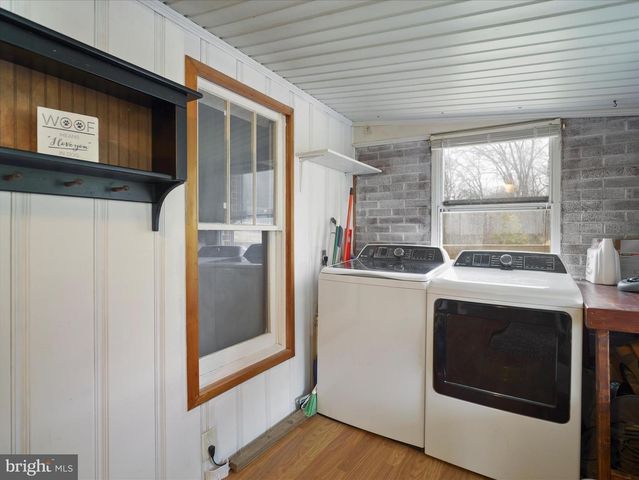 14628 HOLLOW RD, Hancock, MD 21750