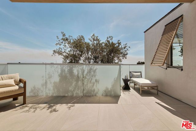 1399 Galaxy Drive, Newport Beach, CA 92660