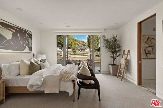 1399 Galaxy Drive, Newport Beach, CA 92660
