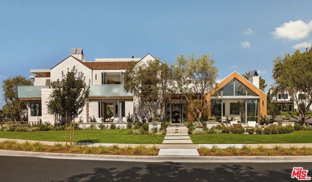 1399 Galaxy Drive, Newport Beach, CA 92660