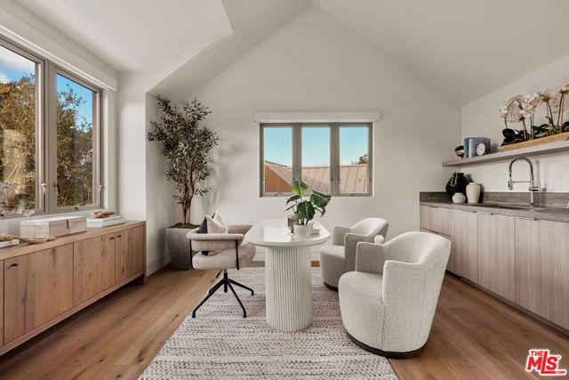 1399 Galaxy Drive, Newport Beach, CA 92660