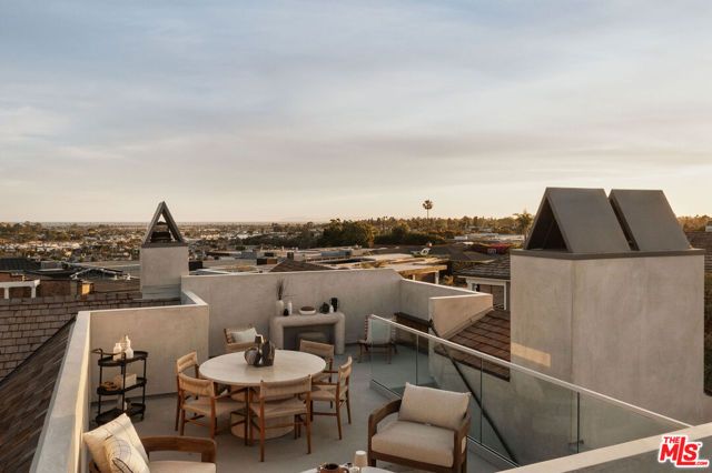 1399 Galaxy Drive, Newport Beach, CA 92660