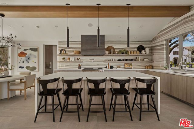 1399 Galaxy Drive, Newport Beach, CA 92660