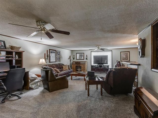 13708 NE 9th Street, Choctaw, OK 73020