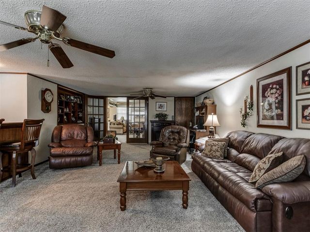 13708 NE 9th Street, Choctaw, OK 73020