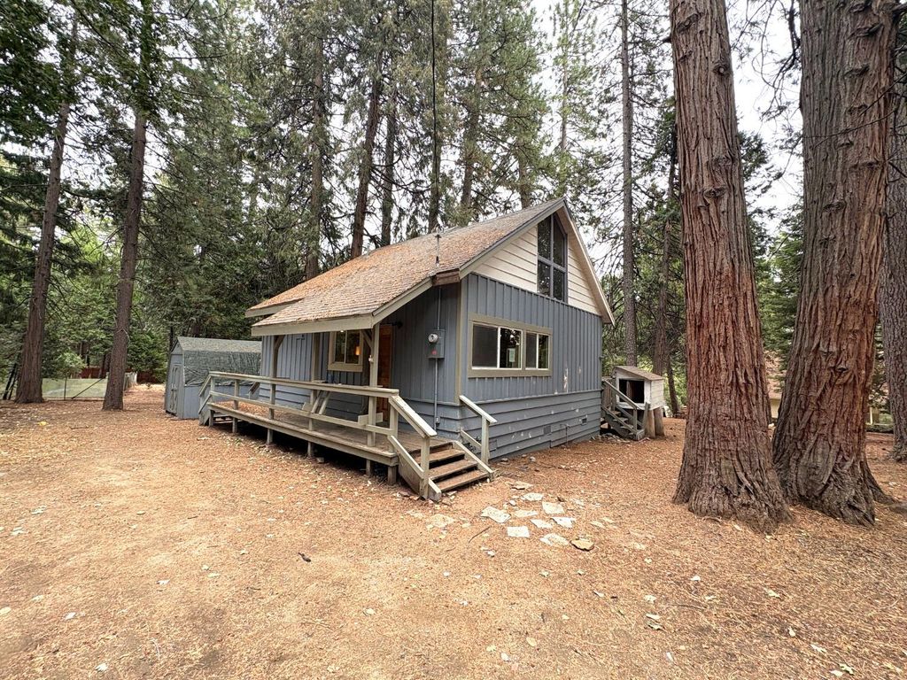 16632 Madrone Ct, Pioneer, CA 95666