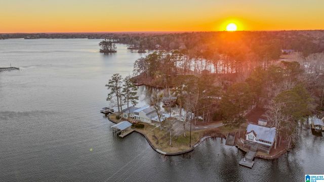 723 SHEPHERD LANE, Titus, AL 36080