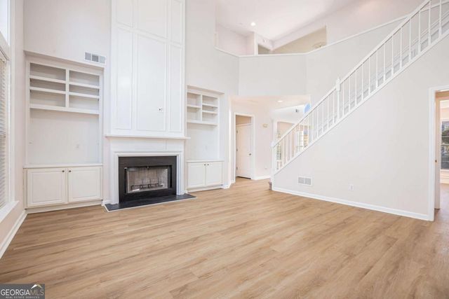 5165 Amberden Hall Drive, Suwanee, GA 30024