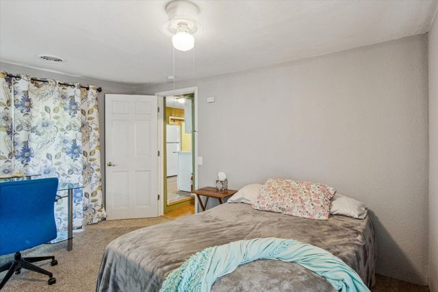 4336 E Farm Road 136, Springfield, MO 65809