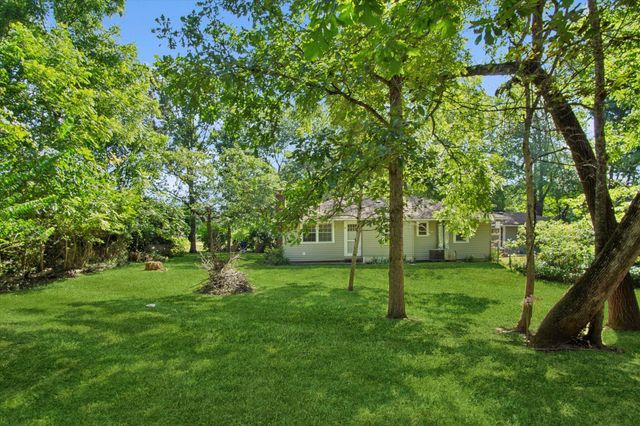 4336 E Farm Road 136, Springfield, MO 65809