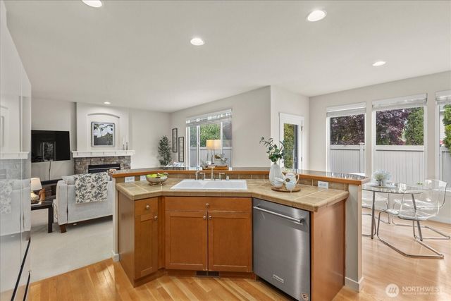 12026 Concord Way, Mukilteo, WA 98275