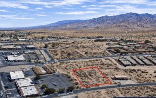1 Quantico, Apple Valley, CA 92307