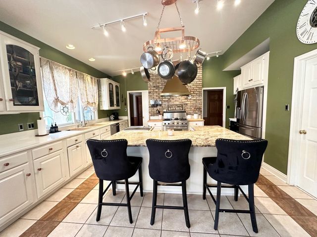 4011 Kerr Drive, Bourg, LA 70343